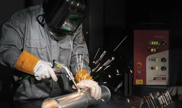 IPG fibre-laser welding system